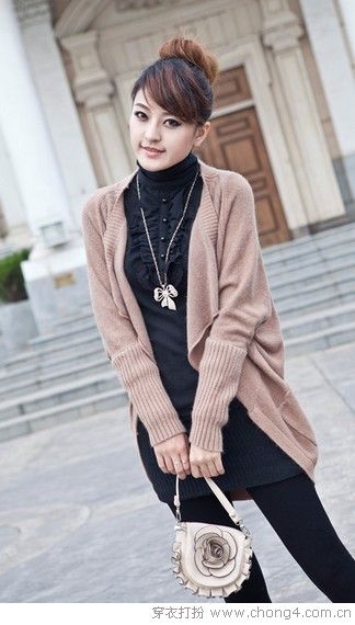 學(xué)模特玩開衫疊穿秀