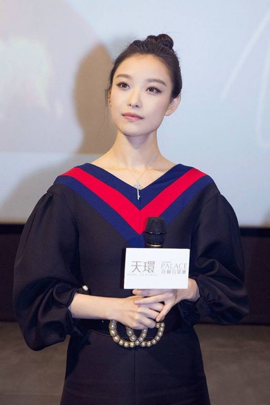 跟著楊冪宋茜劉亦菲學(xué)穿連身裙,實(shí)力證明「懶人」才是最美的!|種草機(jī)
